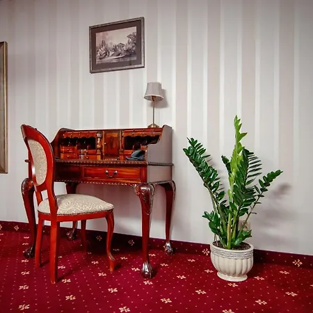 Chopin Business&spa Hotel