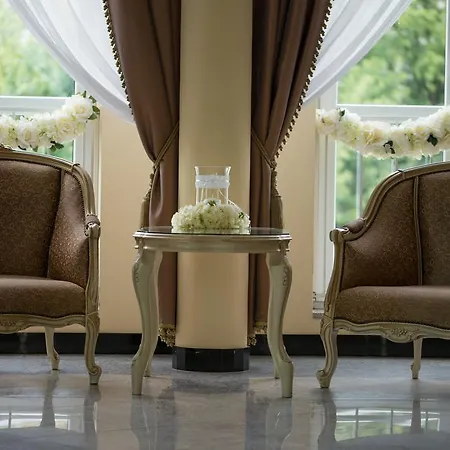 Chopin Business&spa 4*