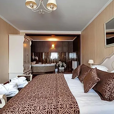 Chopin 4* Sochaczew