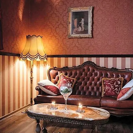 Chopin Business&spa 4* סוכצ'ב