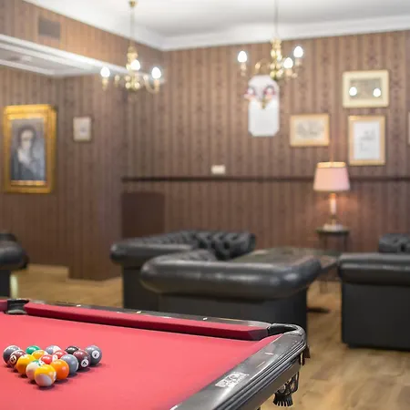 Chopin Hotel 4*